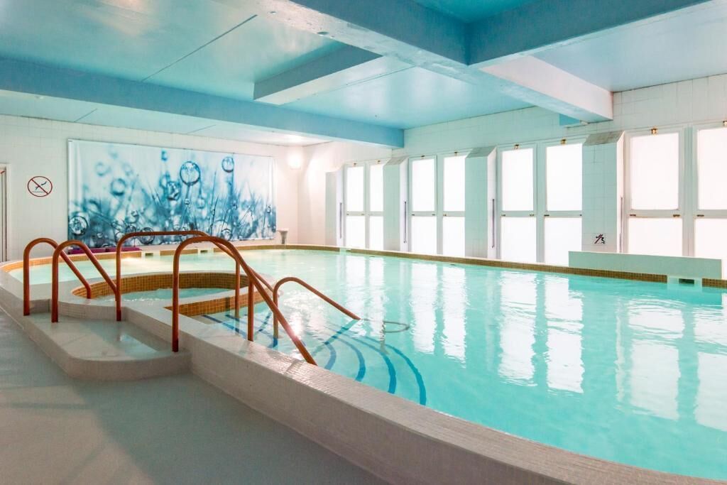 Espace de soins pour les couples, sauna, bain à remous, hammam