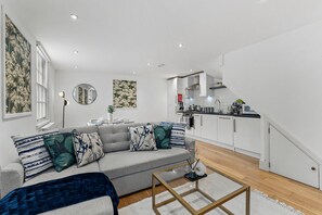 TV - Beautiful flat in Bath - Flat D (Bath)