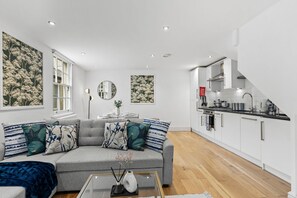 TV - Beautiful flat in Bath - Flat D (Bath)