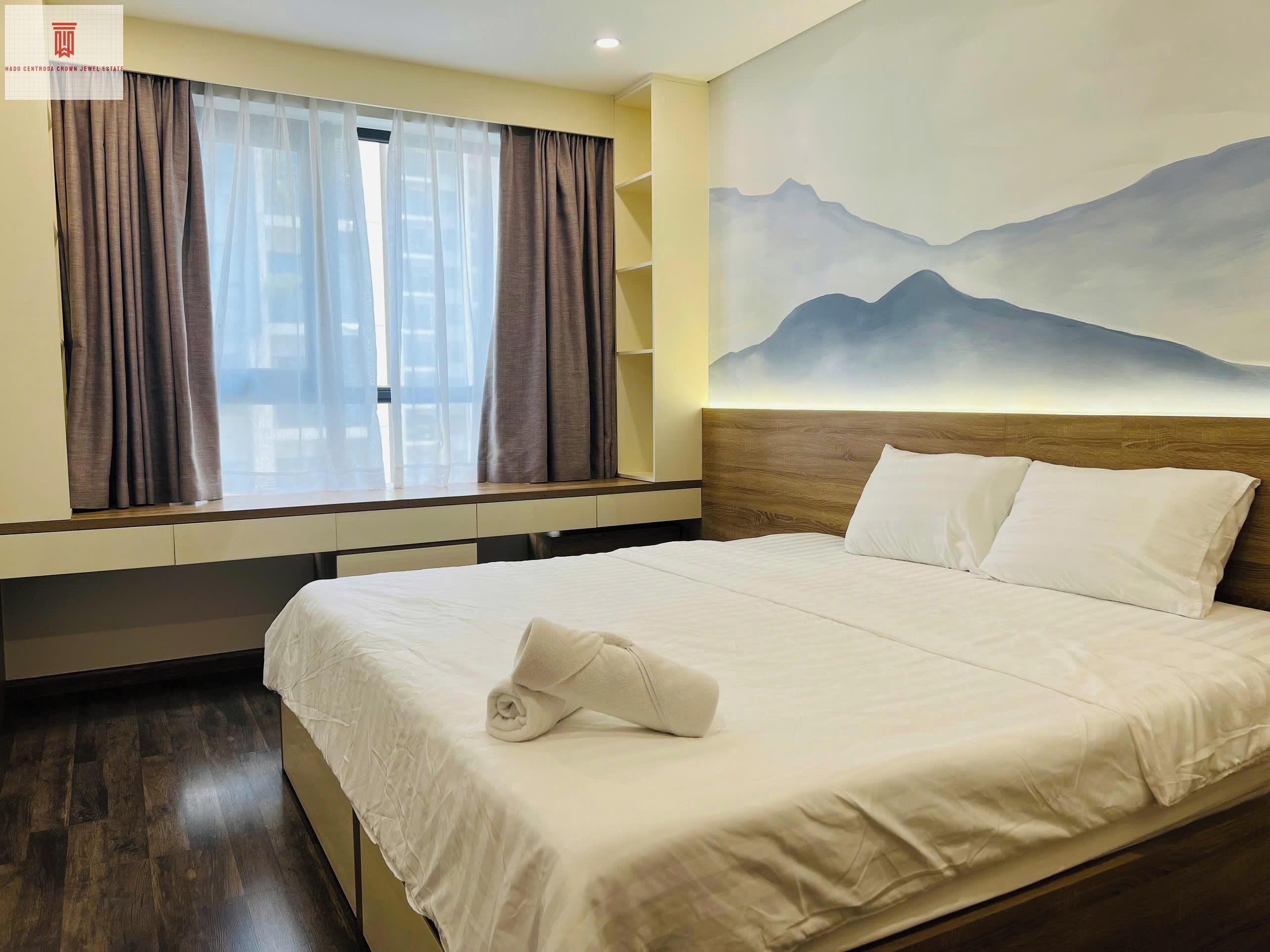 Deluxe Apartment, 3 Bedrooms, Non Smoking, City View | Premium bedding, minibar, individually furnished, desk