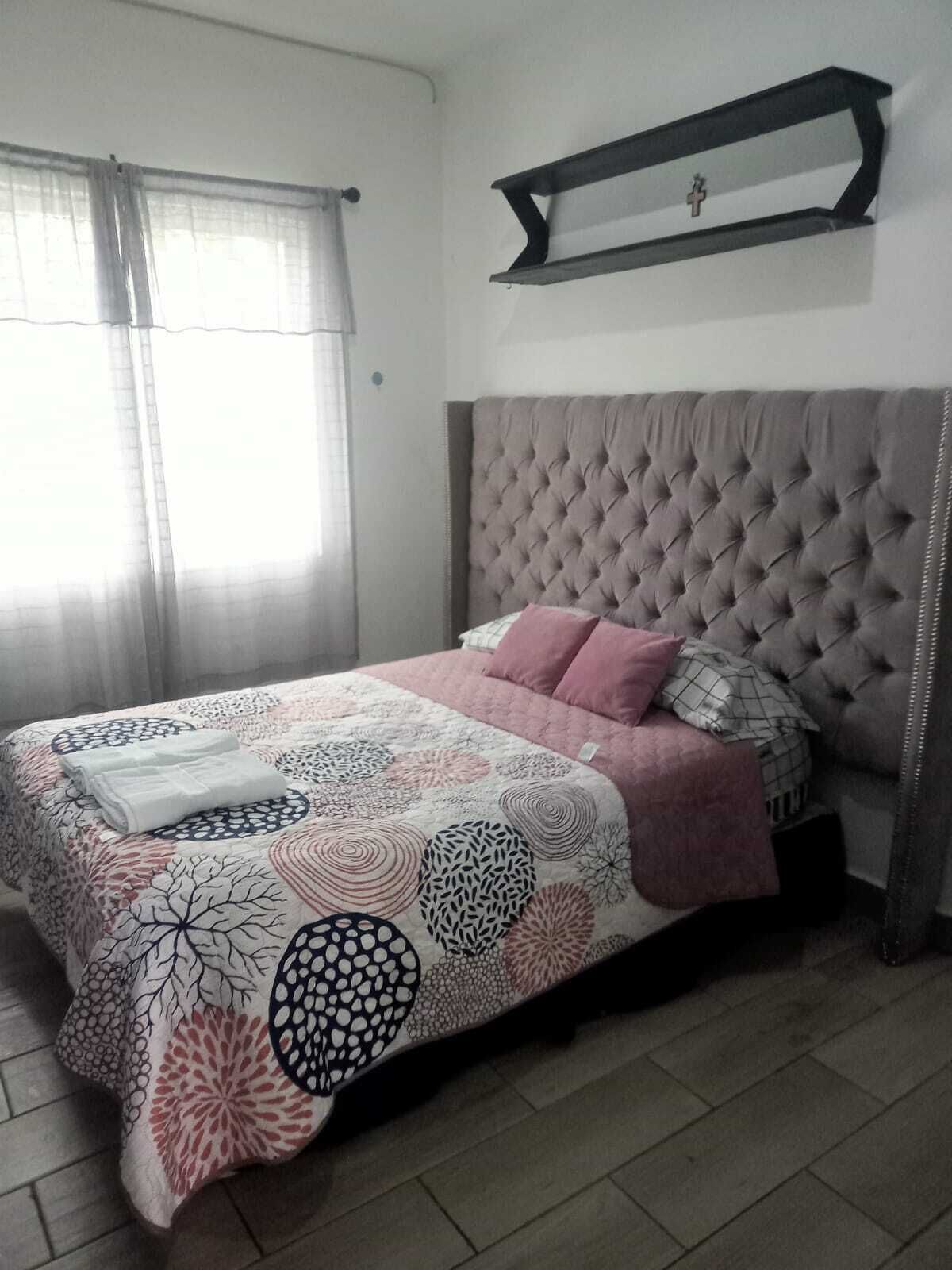 2 間睡房、熨斗/熨衫板、免費 Wi-Fi、床單