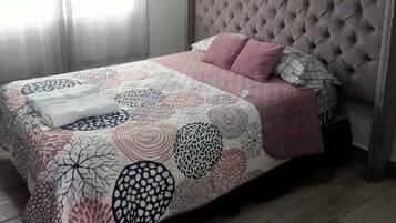 2 habitaciones, tabla de planchar con plancha y wifi gratis