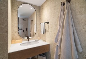 Shower, towels, soap, shampoo