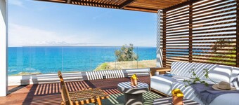 Villa Lara | Stylish Retreat with Beach Access