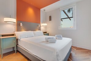 Fer et planche à repasser, Wi-Fi, draps fournis