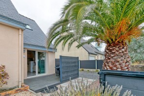 Terrace/patio - Guest Room - Bedroom (Le Croisic)