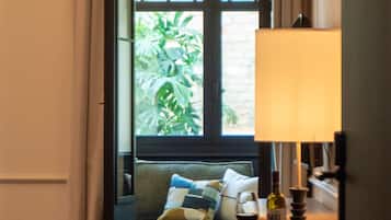 Superior Studio, Balcony | Living area | Smart TV