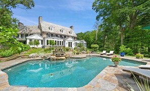 Pool - Extraordinary 3+acre Greenwich mid-country estate (Greenwich)