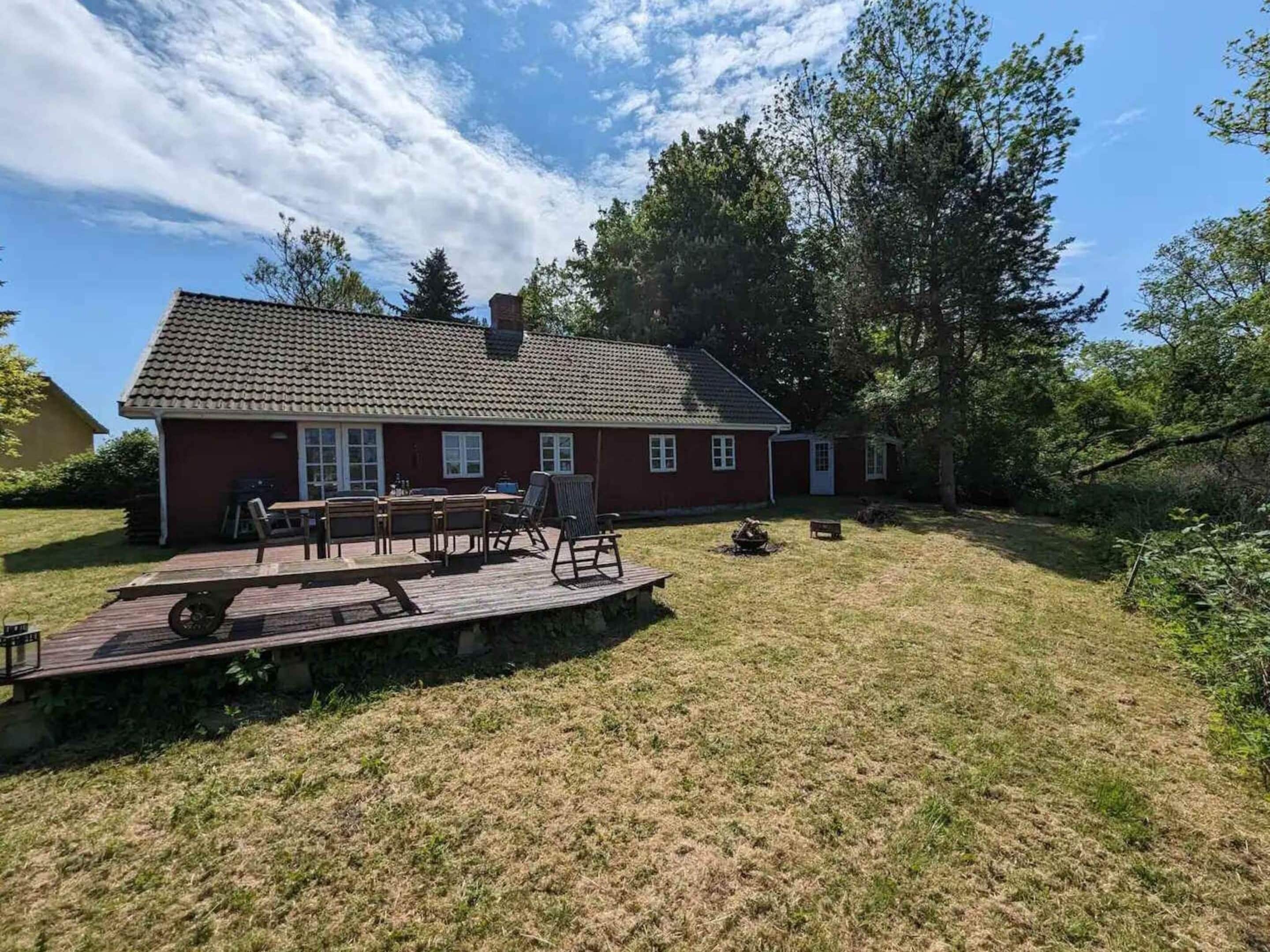 House | Outdoor dining