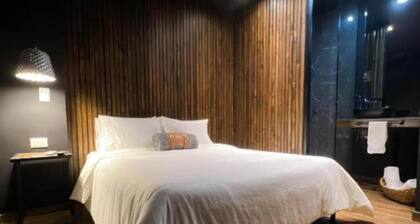Hotel Lleras Park III