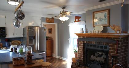 Rustic Elegance: 1800s Farmhouse on 200 Acres w/ All the Comforts of Home