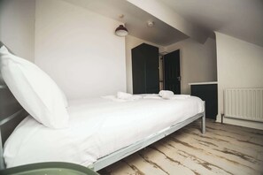 5 bedrooms, WiFi, bed sheets - Comfy 5 Bed in heart of Stranmillis (Belfast)