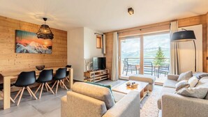 Unclassified image, 2 of 3, button - Apartment in Les Arcs With Spa & Ski Access (Bourg-Saint-Maurice)