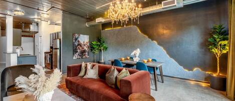 智能电视、壁炉