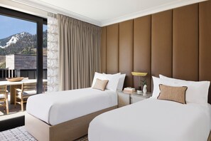 Ajax Penthouse | In-room safe, blackout curtains, iron/ironing board, free WiFi - White Elephant Aspen (Aspen)