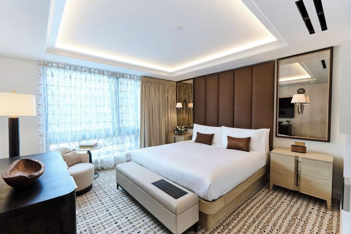 In-room safe, blackout curtains, iron/ironing board, free WiFi