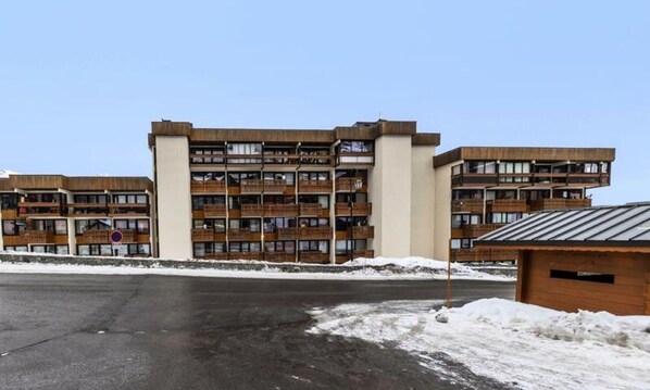 Exterior - VAL Thorens Rental: Studio for 4 People in a Young and Lively District LES Neves (Les Belleville)