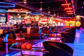 Bar (on property) - Modern LuxuryLoft In The Heart Of Atlantic Station (Atlanta)