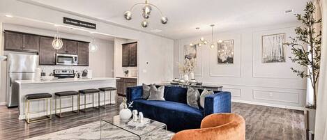 Smart TV, fireplace, offices