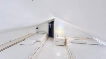 Apartment, Smoking | 2 bedrooms