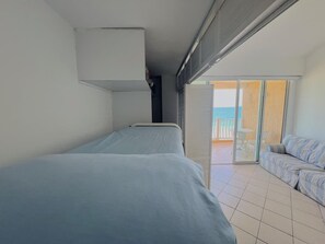 Apartment, Smoking | 2 bedrooms