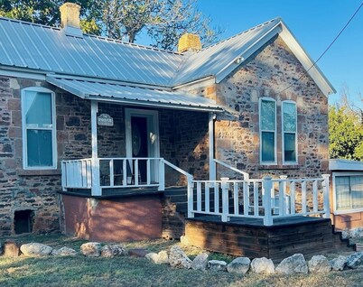 Hill Country Guest House