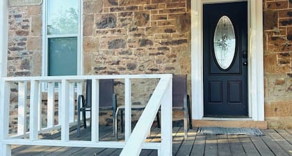 Hill Country Guest House