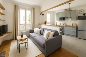 Interior - Spacieux appartement  a Montmartre (Paris)