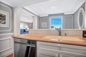 Villa, varias camas, patio (833 Ketch Court) | Baño | Toallas