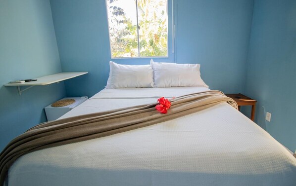 Standard Double Room | Minibar - Casa Noronha Martins (Fernando de Noronha)
