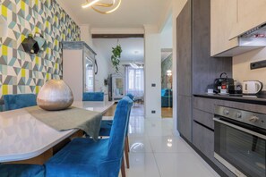Apartment, 1 Bedroom | Living area