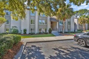 Exterior - 1659 Bluff Villas at The Sea Pines Resort (Hilton Head Island)