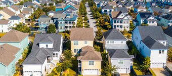 Charming studio with 3 pools, kitchenette & AC