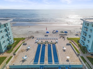 Condo, varias camas (Sea Coast Gardens II 501) | Alberca | Alberca climatizada 