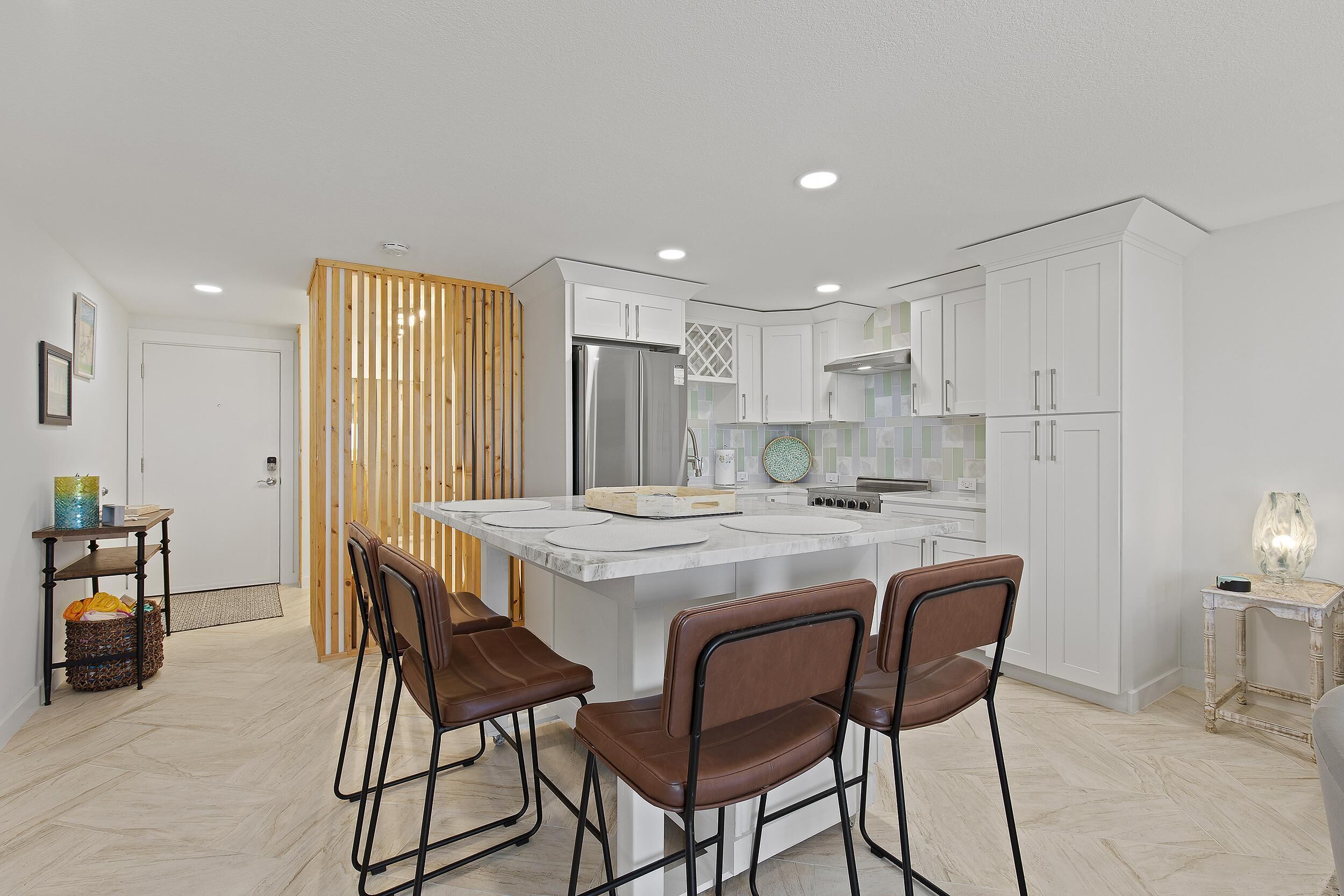 Apartment, Mehrere Betten (Mariner's Cove 308) | Speisen