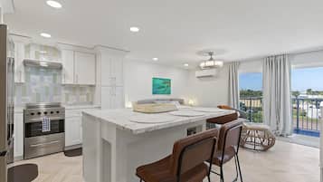 Condo, Multiple Beds (Mariner's Cove 308) | Interior