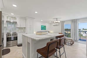 Apartment, Mehrere Betten (Mariner's Cove 308) | Innenbereich