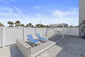 Apartamento, varias camas (Mariner's Cove 308) | Terraza o patio