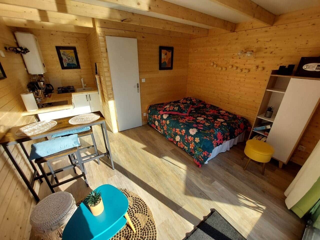 1 bedroom, in-room safe, bed sheets