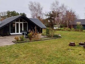 House | Outdoor dining