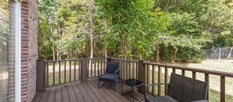 Bright & Cozy 2BR Home on VRBO