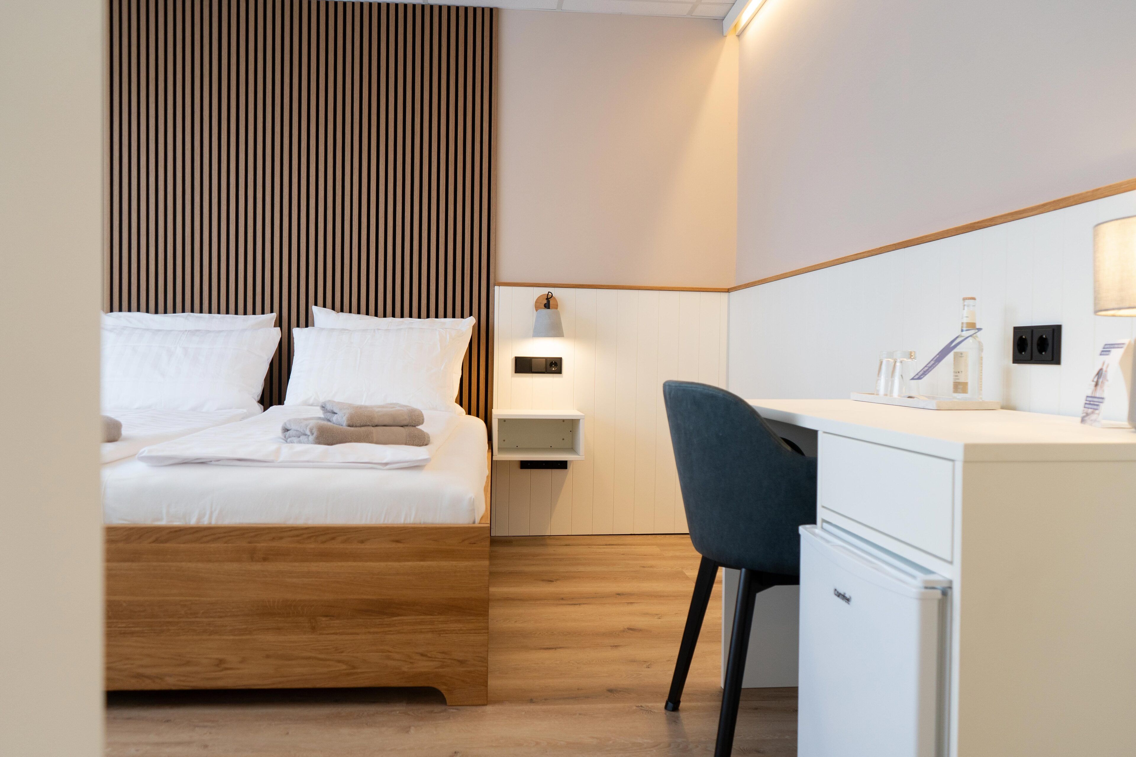 Comfort Suite, Balcony | In-room safe, blackout drapes, iron/ironing board, free WiFi