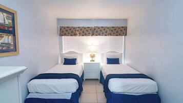 2 quartos, ferros/tábuas de passar roupa, Wi-Fi de cortesia