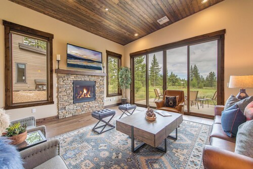 Relaxing Cozy Mountain Chalet, Club Amenities, Gym, Sauna & SPA, Restaurant.