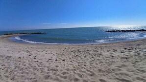 House | Beach - 5 Star Holiday Home in Rodby (Rodby)