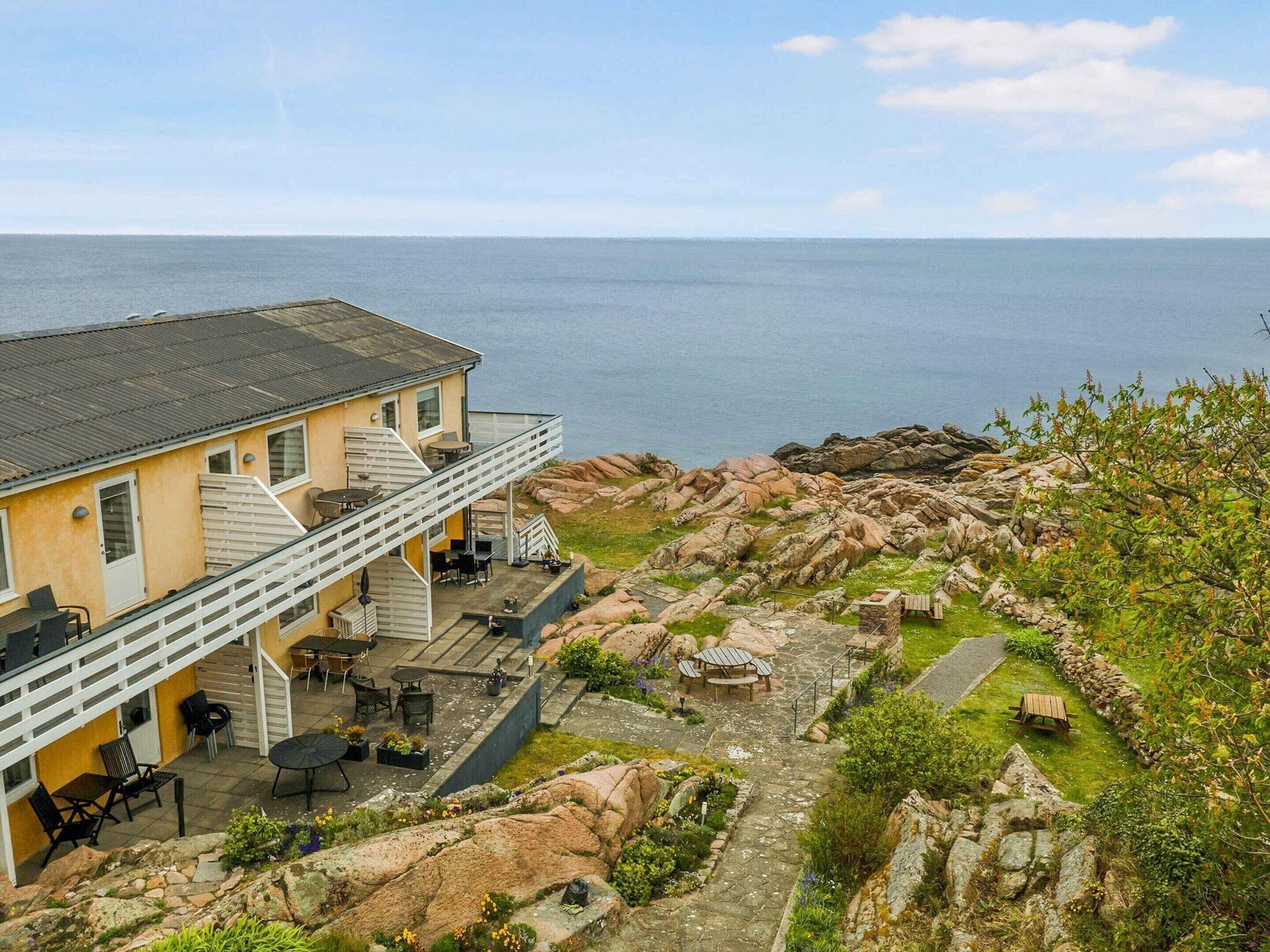 House | Terrace/patio