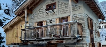 Chalet 'Saint Roch' with Mountain View, Private Terrace and Wi-Fi