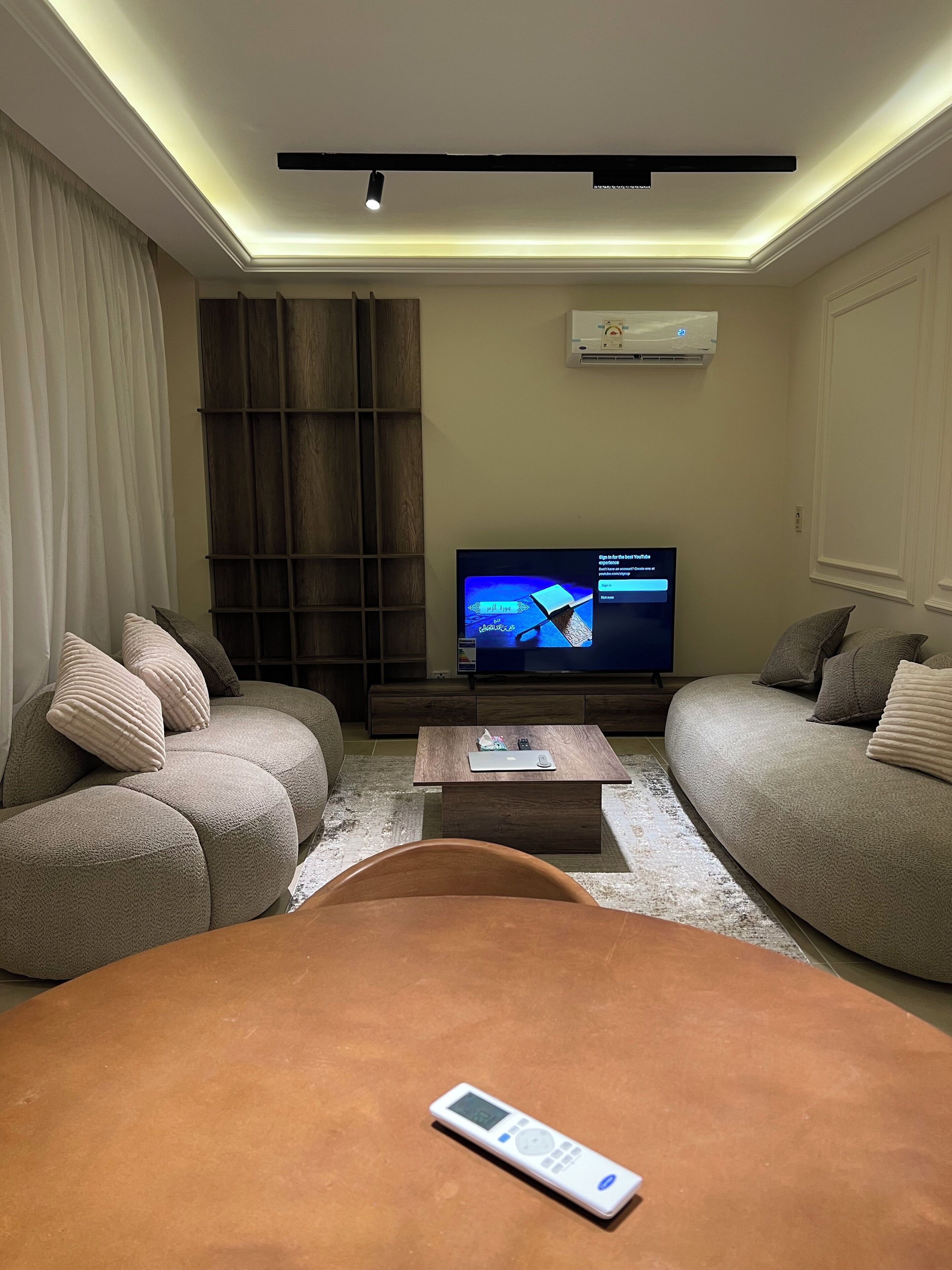 المنشأة من الداخل