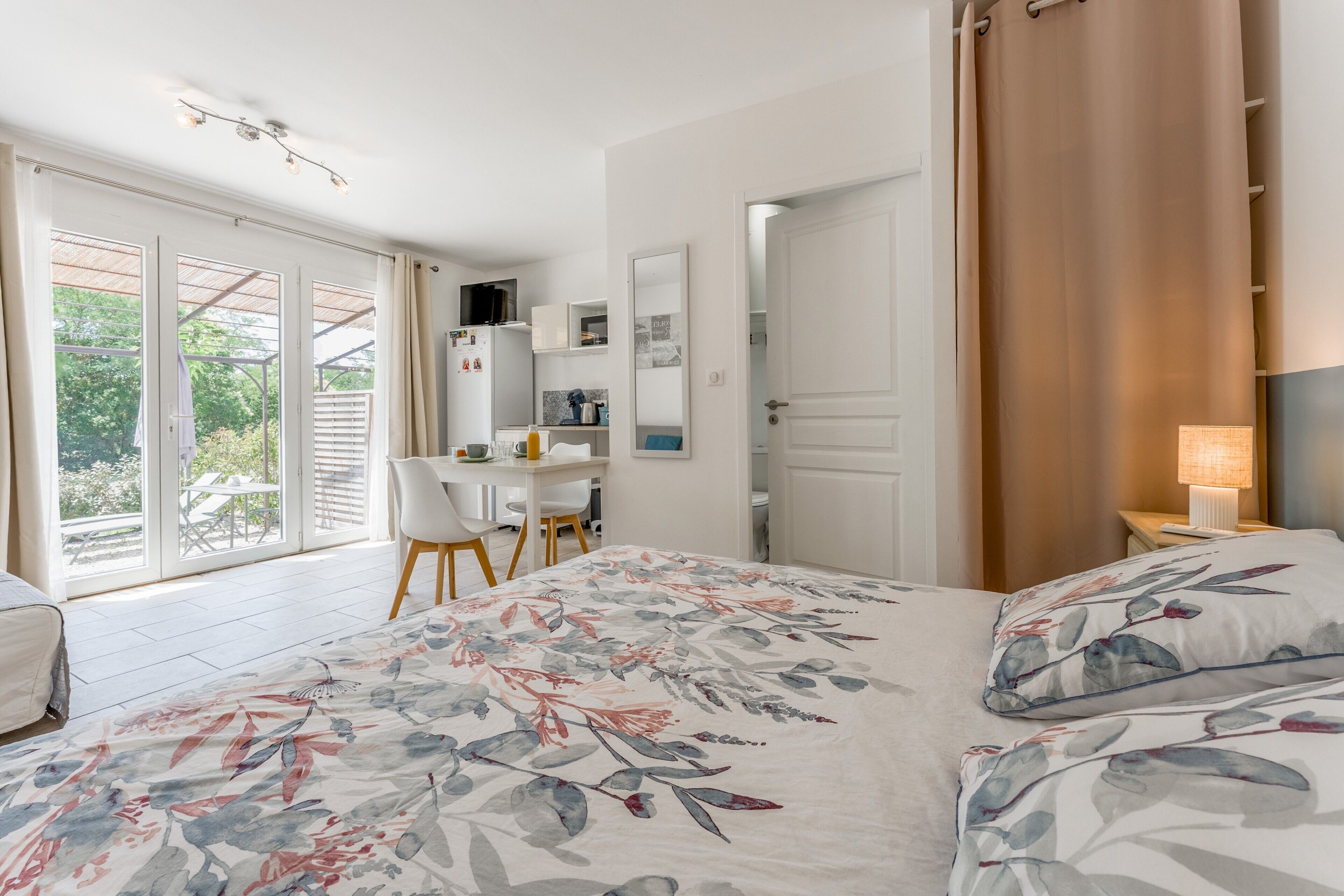 1 chambre, Wi-Fi, draps fournis