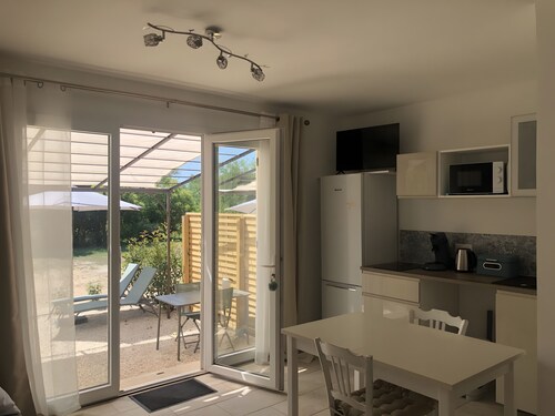 Studio « La Fourmi » avec vue sur la montagne, Wi-Fi et climatisation